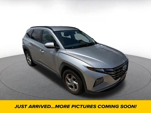 Shimmering Silver 2024 Hyundai TUCSON SEL