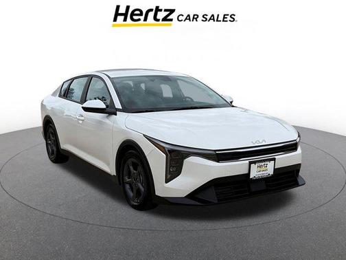 Snow White Pearl 2025 Kia K4 LXS