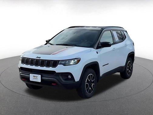 Bright White Clearcoat 2025 Jeep Compass Trailhawk