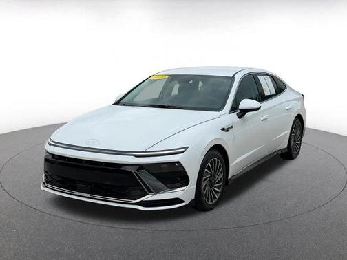 2024 Hyundai SONATA Hybrid SE