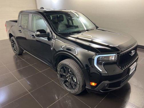 Shadow Black 2026 Ford Maverick Lobo Standard