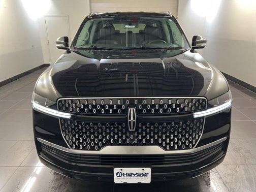 Infinite Black Metallic 2026 Lincoln Navigator L Premiere
