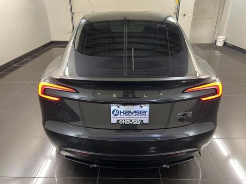 2025 Tesla Model 3 Long Range