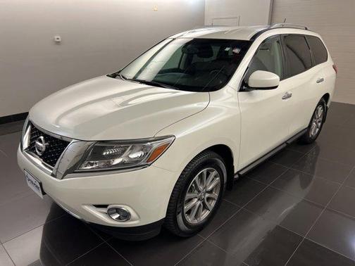 2015 Nissan Pathfinder SV