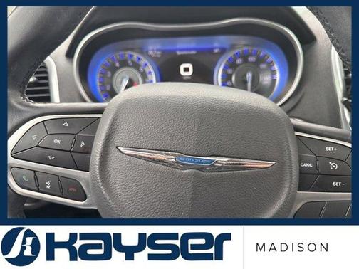 Velvet Red Pearlcoat 2017 Chrysler 300 Limited