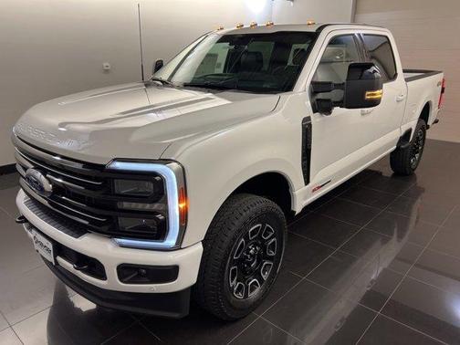 2025 Ford F-250 Platinum