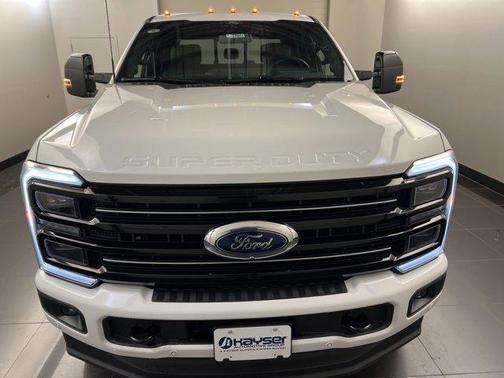 2025 Ford F-250 Platinum