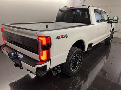 2025 Ford F-250 Platinum