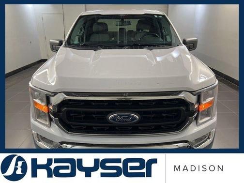 Oxford White 2021 Ford F-150 XLT