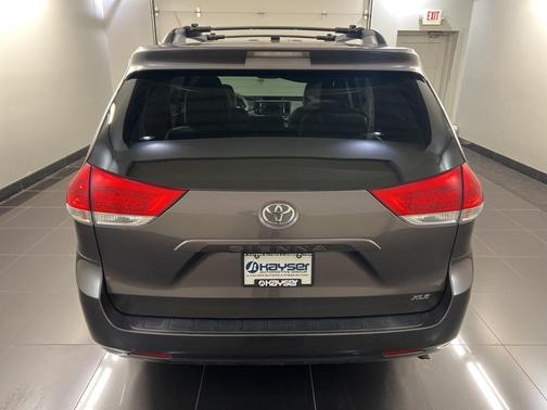 2013 Toyota Sienna XLE