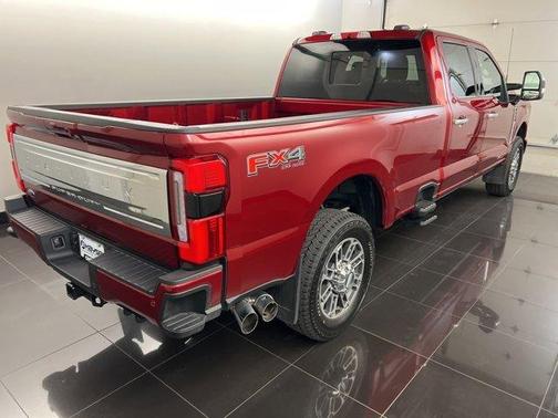 2025 Ford F-350 Platinum
