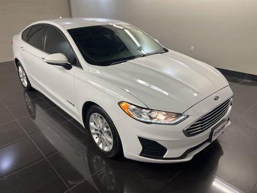 2019 Ford Fusion Hybrid SE