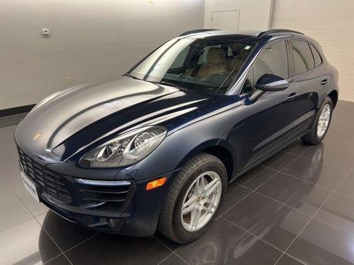 2017 Porsche Macan Base
