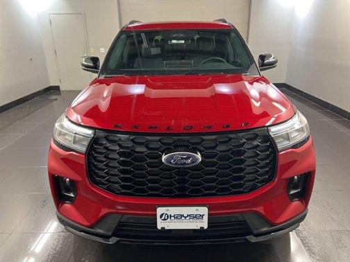Rapid Red Metallic Tinted Clearcoat 2026 Ford Explorer ST-Line