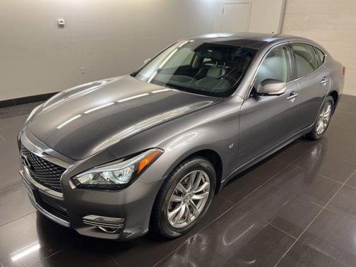 2015 INFINITI Q70 3.7X
