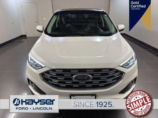 White Metallic 2024 Ford Edge Titanium