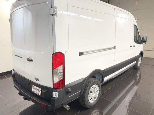 Oxford White 2026 Ford Transit-250 148 WB Medium Roof Cargo