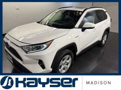 Super White 2019 Toyota RAV4 Hybrid XLE