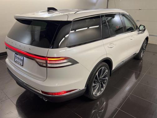 Pristine White 2026 Lincoln Aviator Reserve AWD