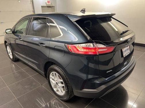 Blue Metallic 2024 Ford Edge SEL