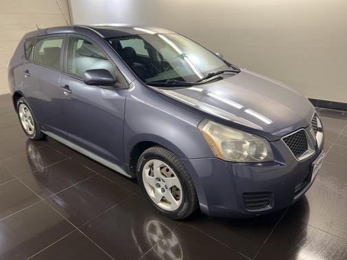 2009 Pontiac Vibe Base