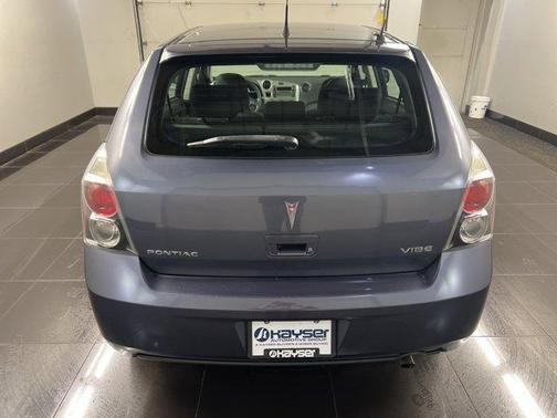 2009 Pontiac Vibe Base