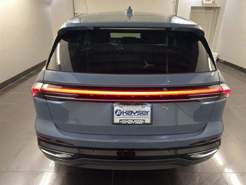 Whisper White 2026 Lincoln Nautilus Premiere