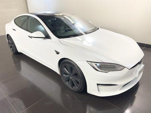 2022 Tesla Model S Base