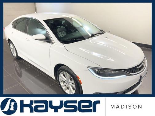 2017 Chrysler 200 Limited