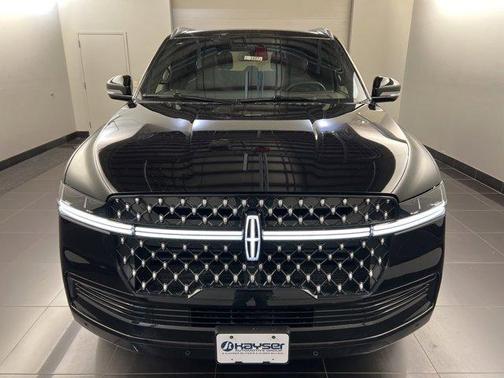 2025 Lincoln Navigator Black Label