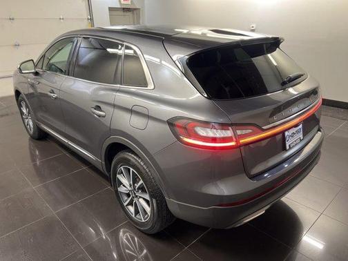 2022 Lincoln Nautilus Standard