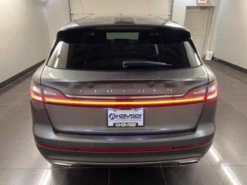 2022 Lincoln Nautilus Standard