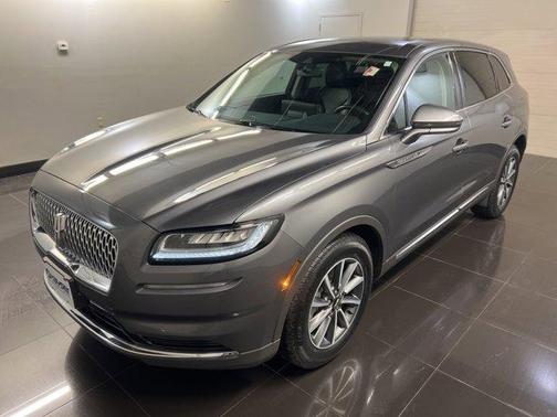 2022 Lincoln Nautilus Standard