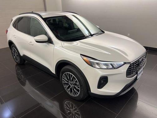 2025 Ford Escape PHEV