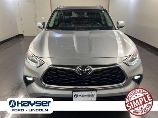 2024 Toyota Highlander Platinum