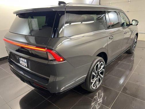 Metallic 2026 Lincoln Navigator L Black Label
