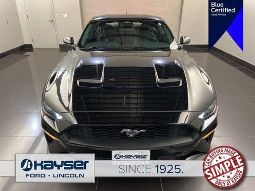 2022 Ford Mustang EcoBoost