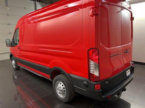 2026 Ford Transit-350 148 WB Medium Roof Cargo