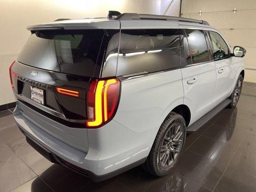 Glacier Gray Metallic 2026 Ford Expedition Platinum