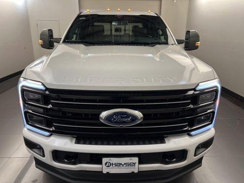 2025 Ford F-250 Platinum