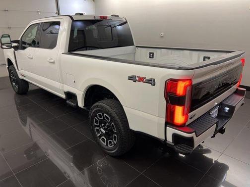 2025 Ford F-250 Platinum