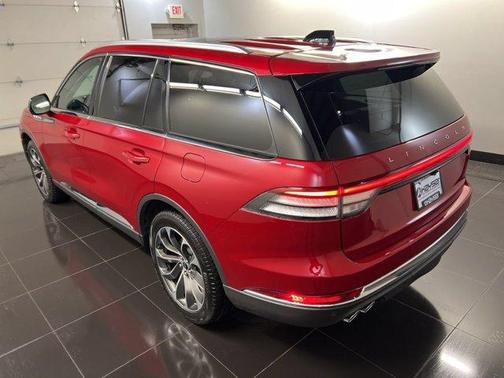 Red Carpet 2025 Lincoln Aviator Reserve AWD