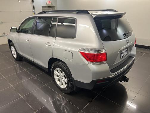 2013 Toyota Highlander Base Plus