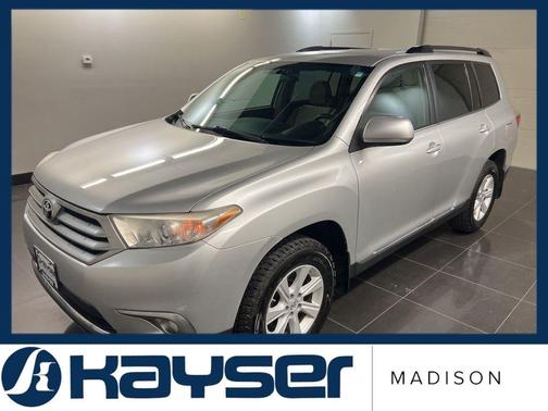 Gray 2013 Toyota Highlander Base Plus