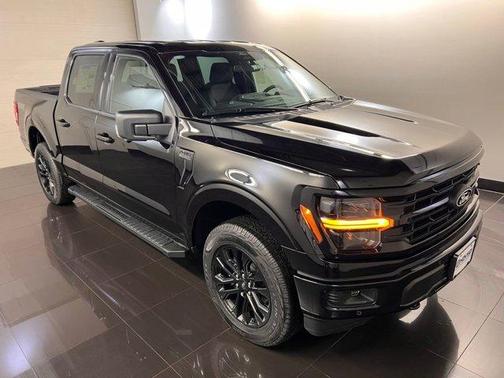 Agate Black Metallic 2026 Ford F-150 XLT