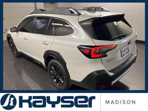 Crystal White Pearl 2023 Subaru Outback Touring XT