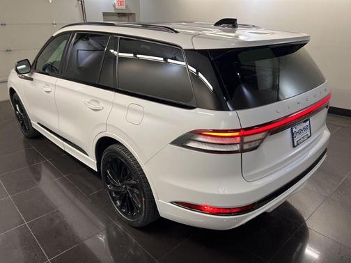 Pristine White 2026 Lincoln Aviator Reserve AWD