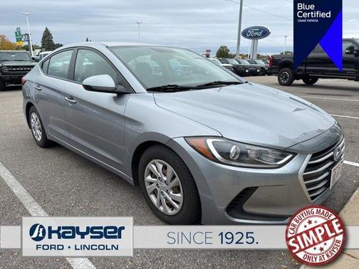 2017 Hyundai ELANTRA SE