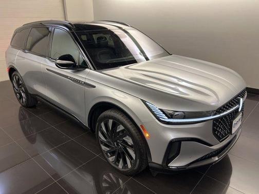 2025 Lincoln Nautilus Reserve
