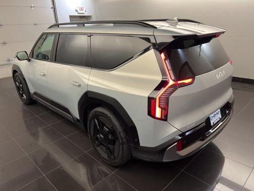 2024 Kia EV9 GT-Line